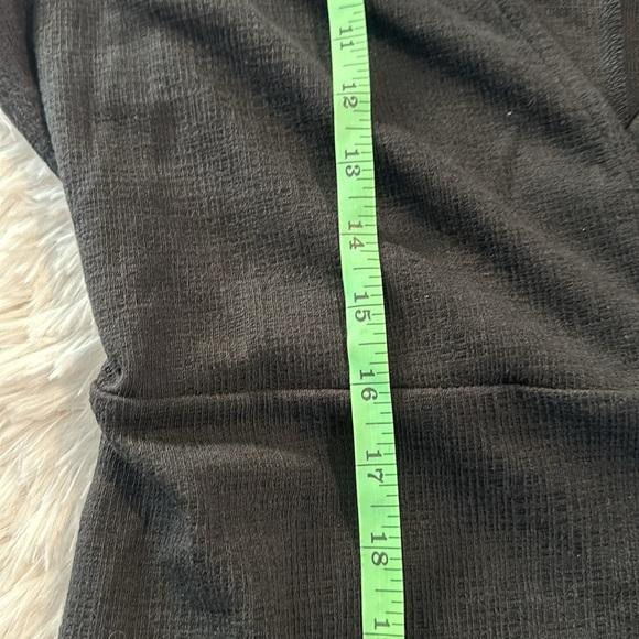 NWT wrap skirt v-neck dress - Picture 5 of 6